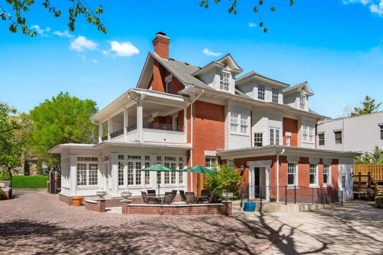Valentine At Oak Street Mansion Hotel Канзас Сити Екстериор снимка